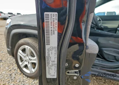 2024 Jeep Compass Sport из США, поврежденный, VIN 3C4NJDAN1RT104002